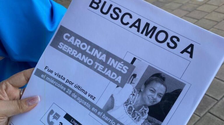 Con volantes buscan a Carolina Serrano, abogada de la Alcaldía de Medellín