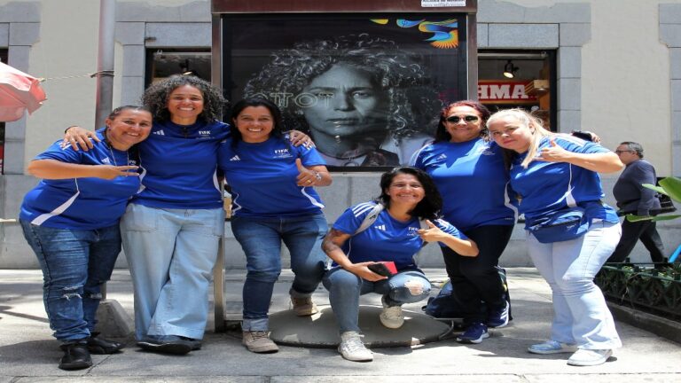 FIFA rinde homenaje a las mujeres del fútbol antioqueño