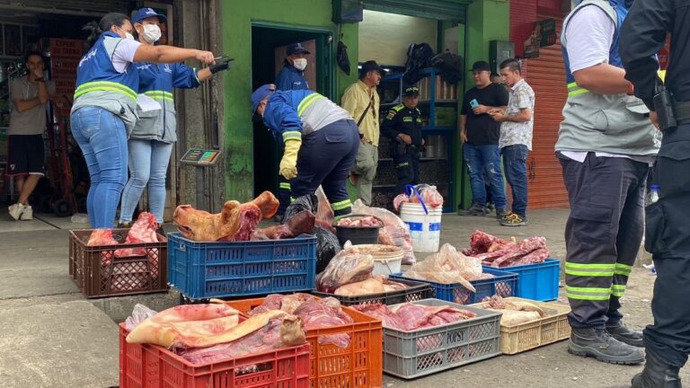 Medellín: Mil kilos de carne rancla y malas condiciones en el centro