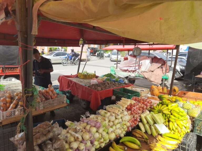 Vendió 4 mangos en 100 mil y después 2 pitayas en 60 mil en Cartagena