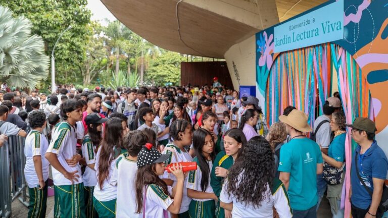 Alcaldía de Sabaneta responde frente al despido de cinco docentes