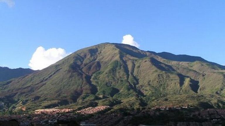 En riesgo el Cerro Quitasol: lanzan campaña para su protección