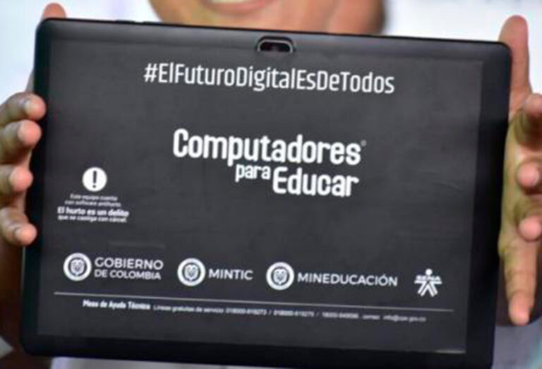 Gobierno Nacional prometió computadores para los estudiantes de La Ceja