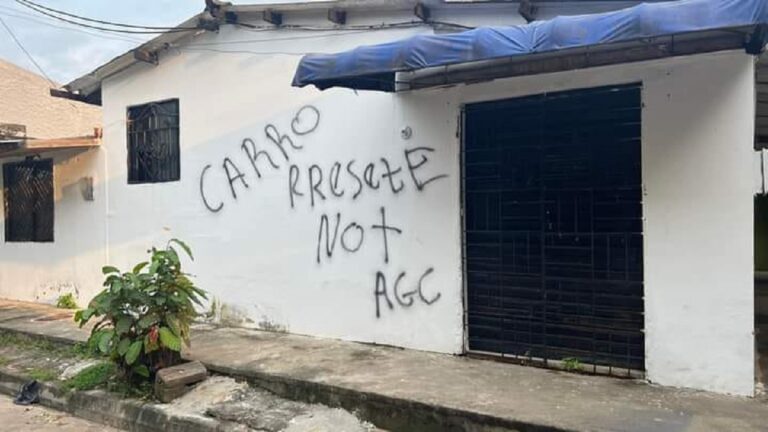 Preocupación en Bajo Cauca antioqueño por grafitis alusivos a Los Caparros