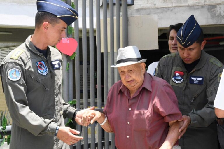 Unas 150 personas recibieron atención médica especializada en Envigado