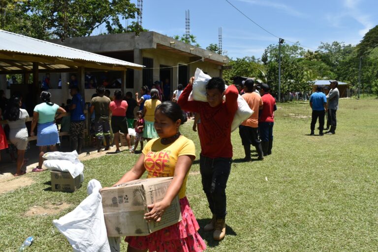 141 familias indígenas en Segovia recibieron ayudas humanitarias