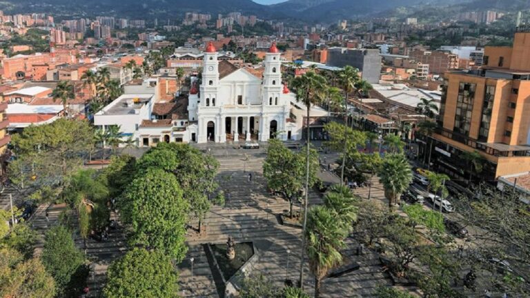 Abren convocatoria para estudios universitarios en Envigado