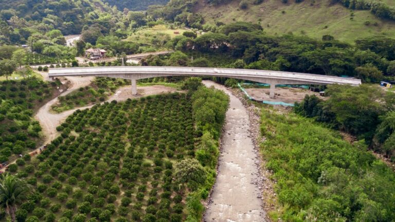 Condenan a Antioquia por muerte de un hombre en la explosión de poliducto