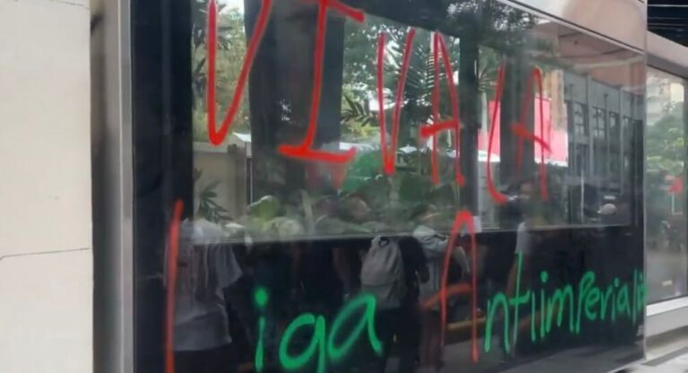 Estaciones del Metroplús vandalizadas dejaron las marchas en Medellín