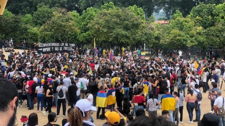 Universitarios marchan este jueves en Medellín por crisis financiera