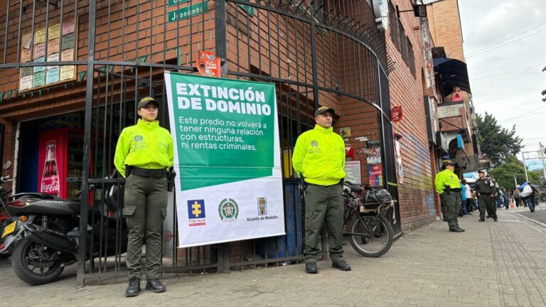 Aplican extinción de dominio a ocho hoteles y un parqueadero en Medellín