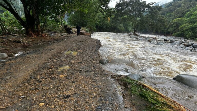 Invierno : 87 municipios de Antioquia en alerta por posibles derrumbes