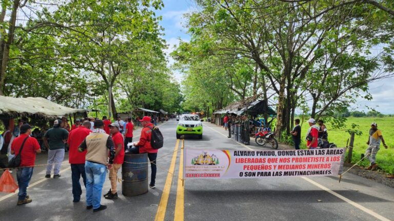 Mineros de seis municipios de Chocó vuelven a paro por incumplimiento