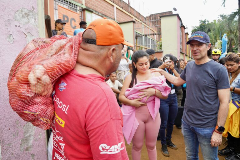 Santa Cruz: Psicólogos están en el sitio para acompañar a las familias