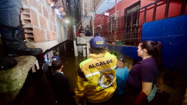 Tragedia en Santa Cruz: cerca de 130 familias damnificadas por inundación