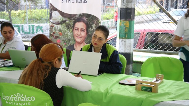 ¡Sí hay trabajo! Son más de mil vacantes disponibles en Antioquia