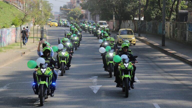 Entregan nuevo parque automotor para la Policía en Itagüí, Antioquia