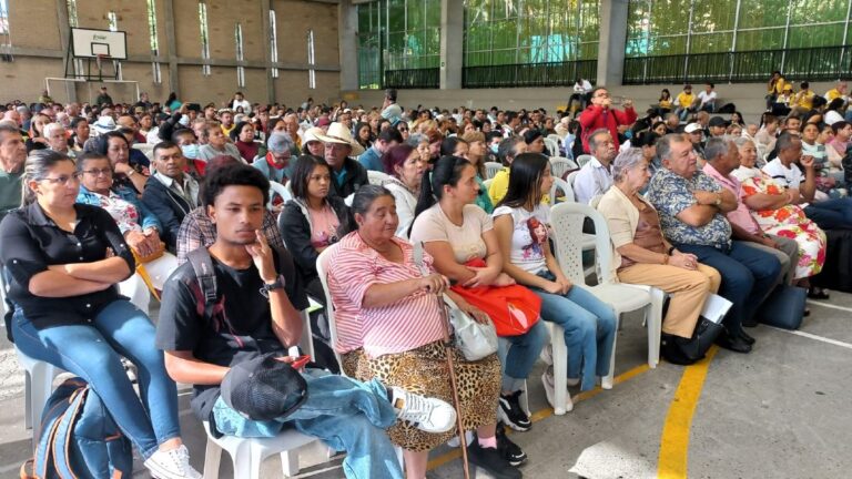 Más de 400 víctimas fueron indemnizadas en Medellín