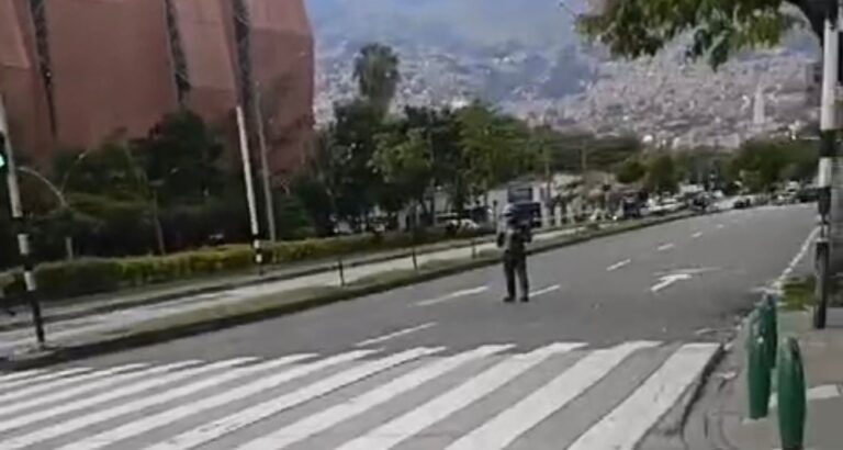 «Son bandidos y criminales»: alcalde de Medellín por explosivo