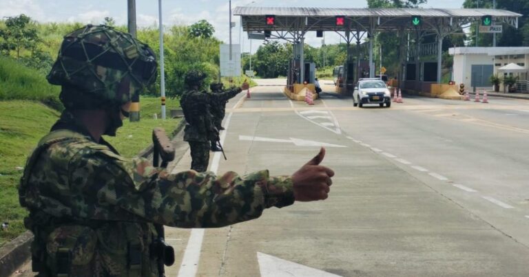 Noticias Antioquia: Más de 300 policías custodiarán las vías de Antioquia