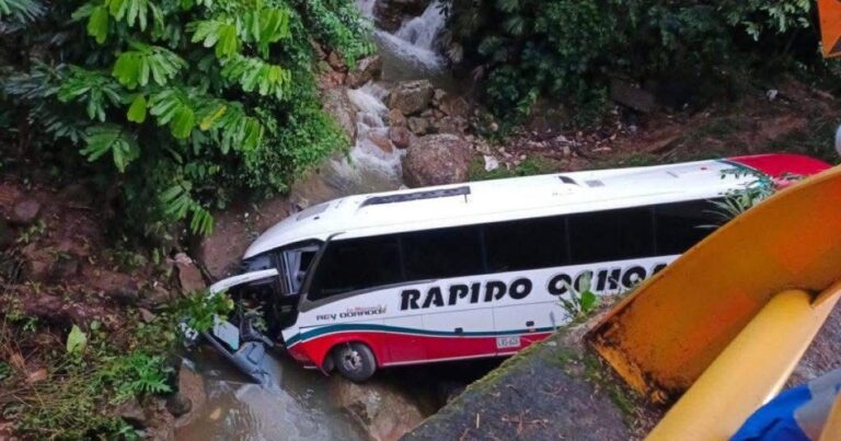 Noticias Antioquia: Menor de 7 meses herida en accidente de bus en San Luis