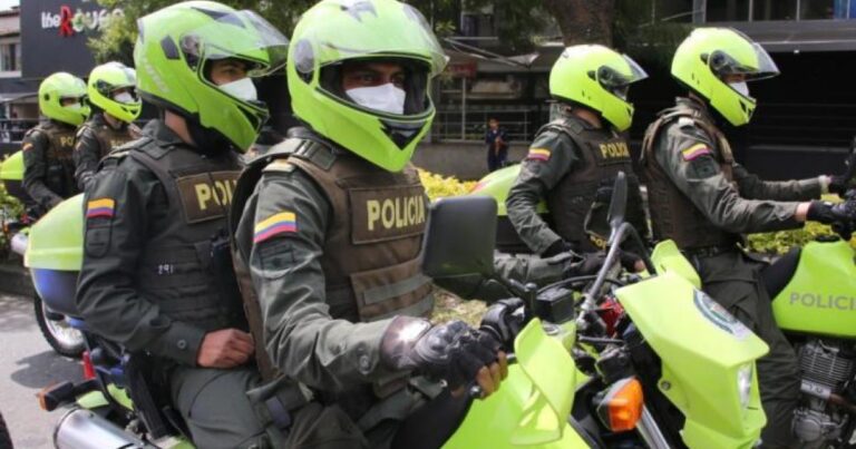 Noticias Medellín: Casa por cárcel a dos policías corruptos